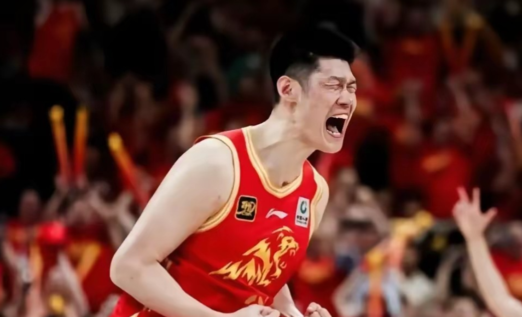 真为郭士强指导捏把汗，即将开始的世界杯预选赛第二窗口期，唯有胡金秋是精神图腾。