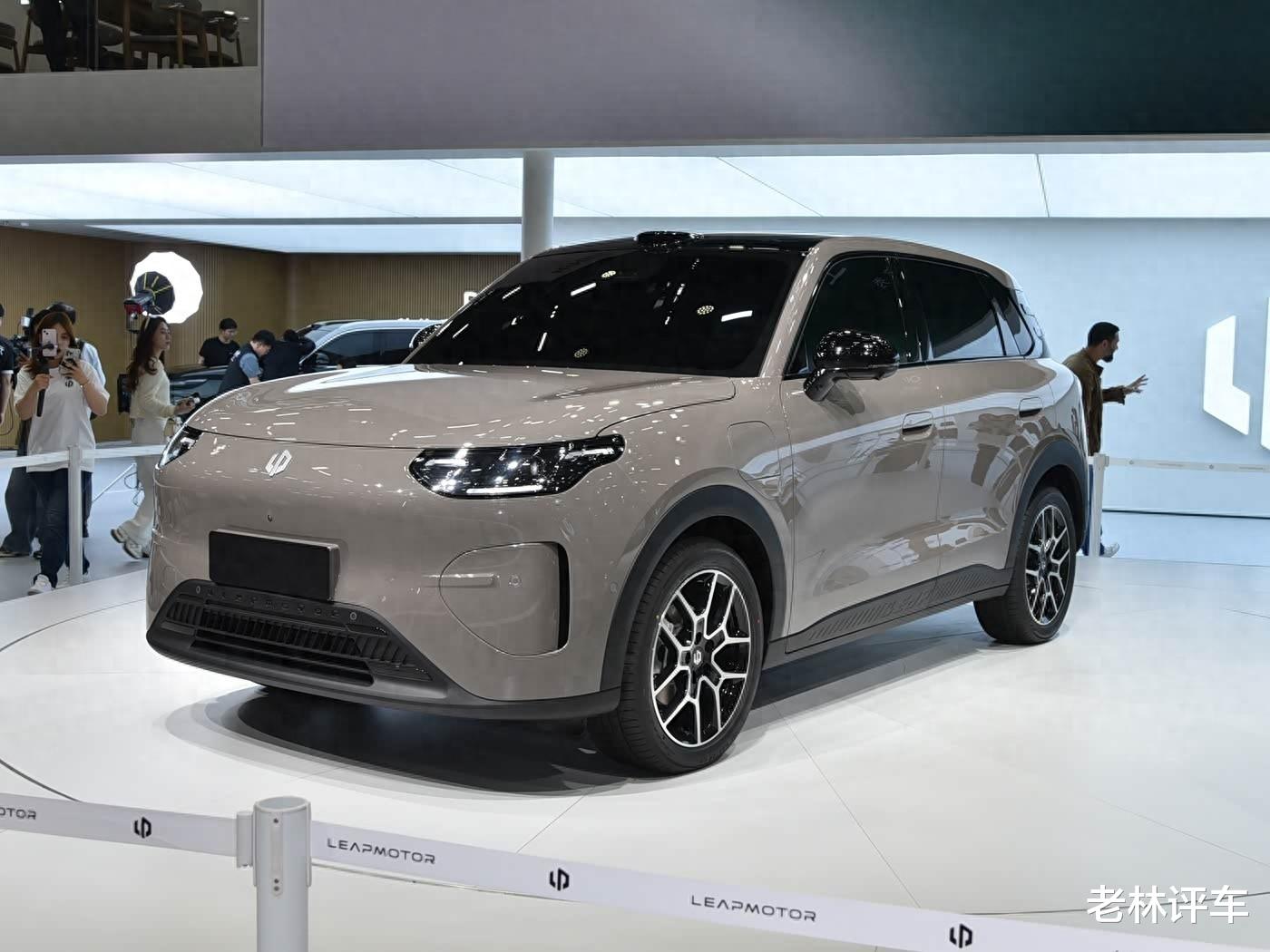 零跑推出全新SUV，快充+激光雷达，售6.58万起，吉利星愿