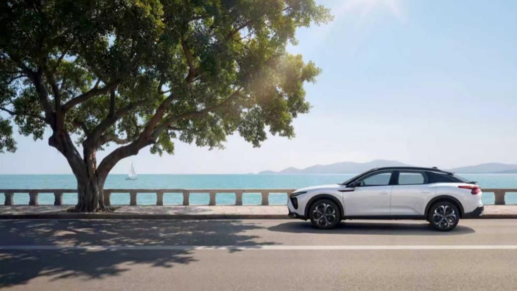 新款凡尔赛C5 X定档3月23日上市 外观与舒适配置迎来调整