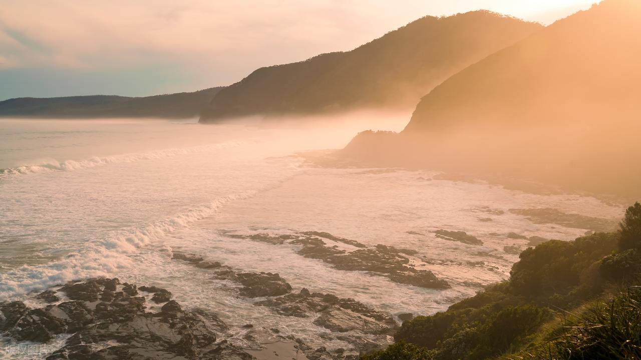 你越做这4件事，领导对你越反感