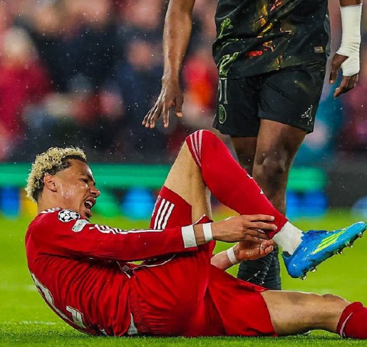 或无缘世界杯！队报、RMC：埃基蒂克疑似跟腱重伤。
利物浦vs巴黎上半场，埃基蒂