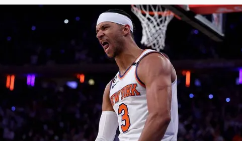 前洛杉矶湖人队总裁、NBA名人堂球员魔术师-约翰逊在社交媒体上发文，向纽约尼克斯