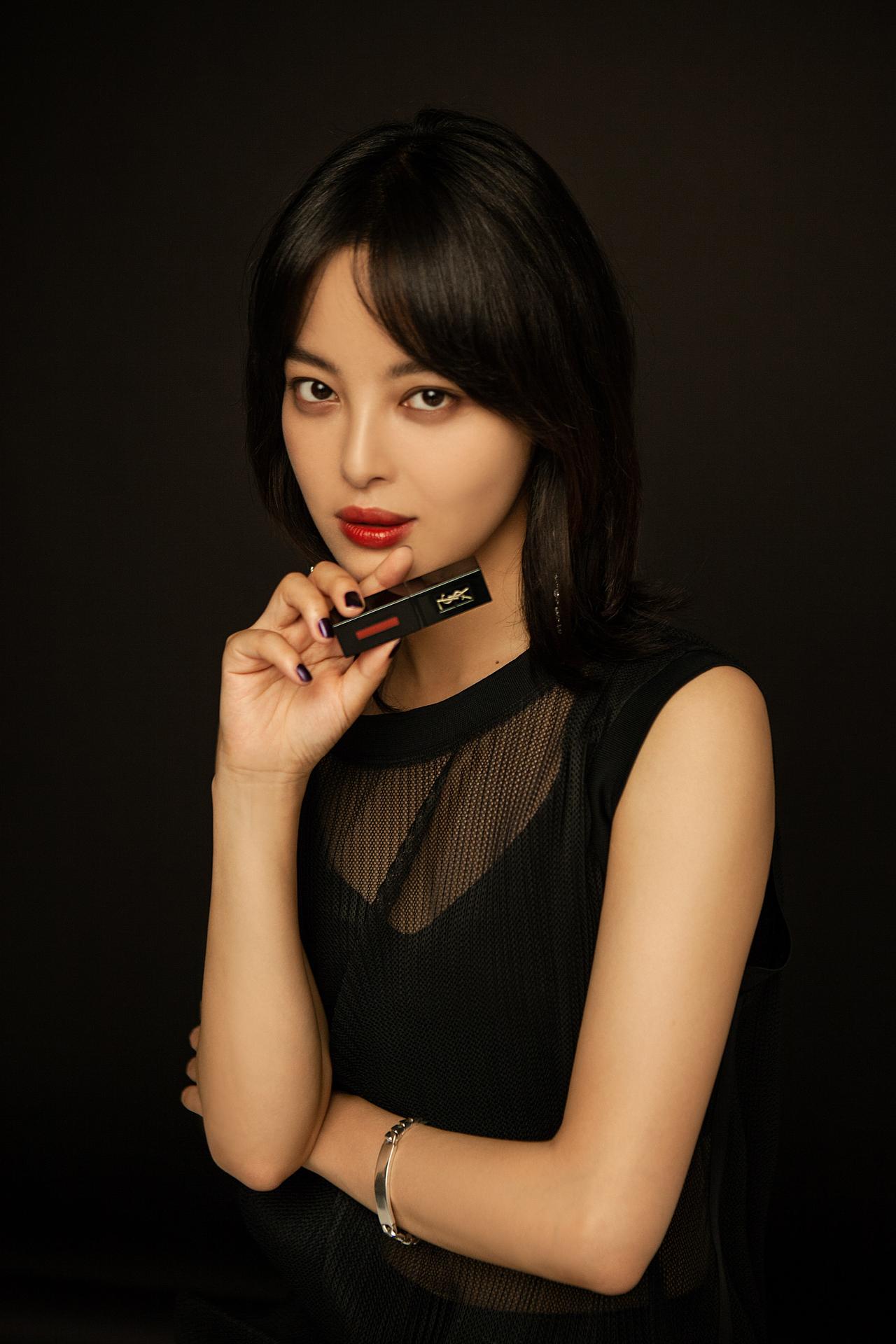 演员辛芷蕾说，美人鱼试镜，我也去了，激动万分，表演了一段，真是如履薄冰，忐忑不安