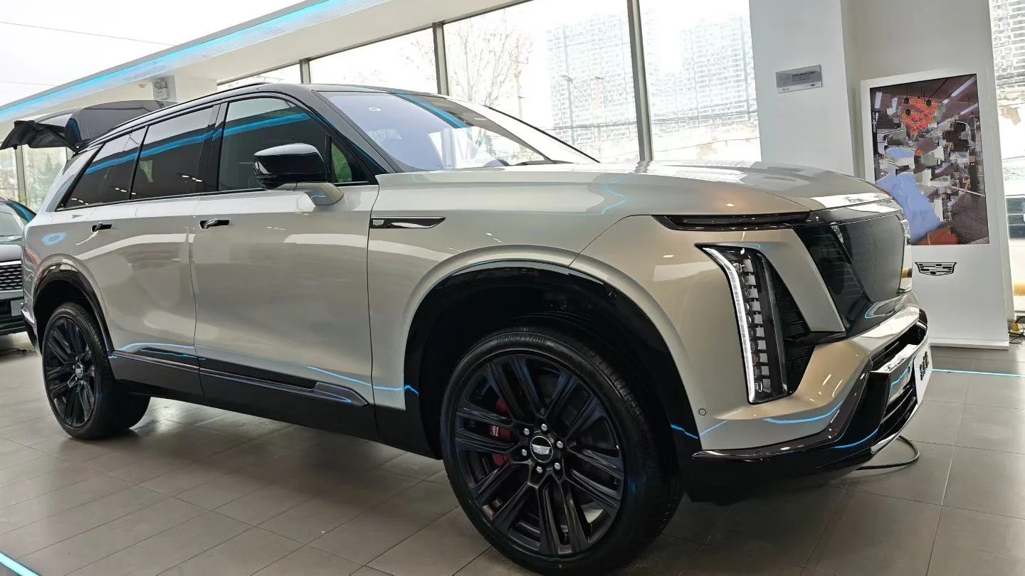 凯迪拉克凯威德实车到店，气场真强，搭载Momenta辅助驾驶