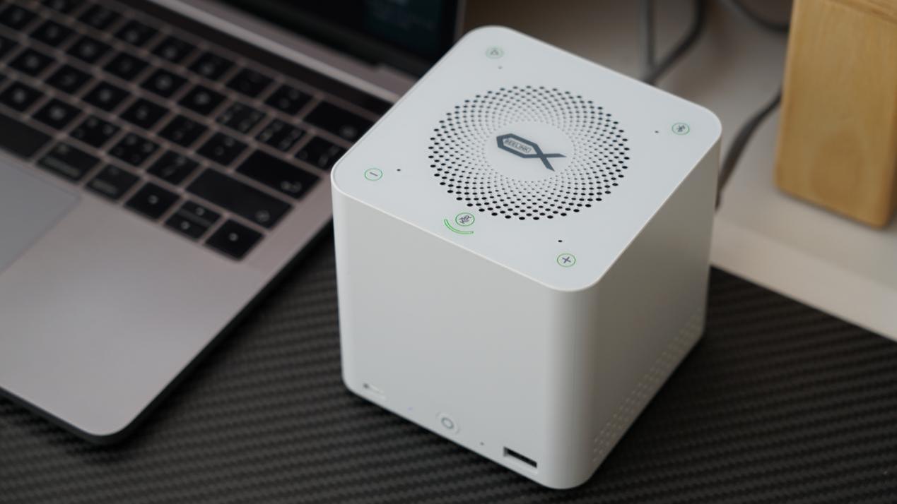 雷电5接口、四盘位扩展，功能一应俱全：零刻Mate Pro扩展坞分享