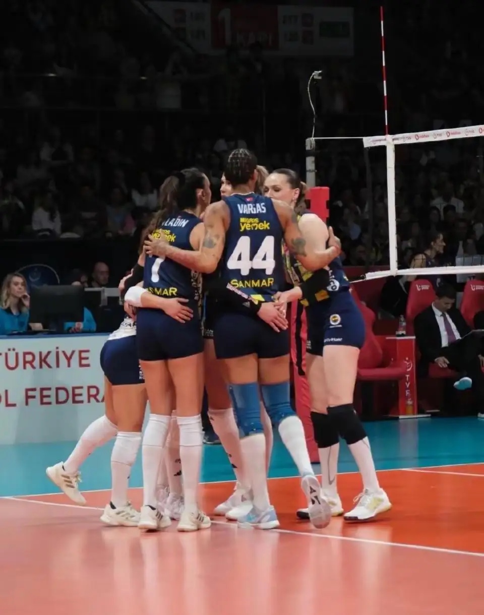 0-3银行！费内自失秀下限，瓦尔加斯34扣13中4失误！