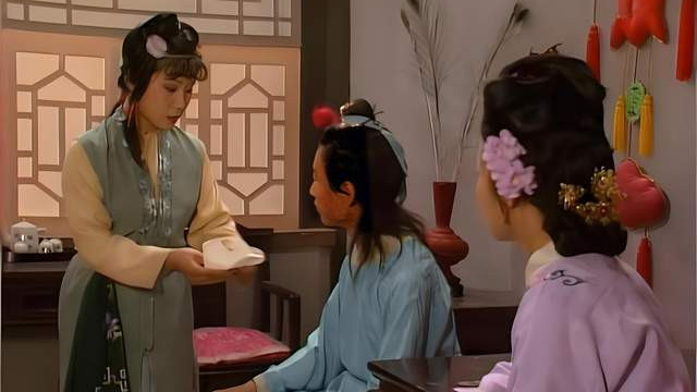 蕊官的蔷薇硝哪里来的？细节见人品，通过一包蔷薇硝高下立判