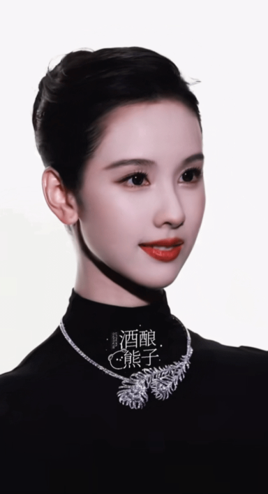 要不说“演技是最好的医美”呢？以前对陈都灵无感，甚至于她客串的很多电视剧，只要她