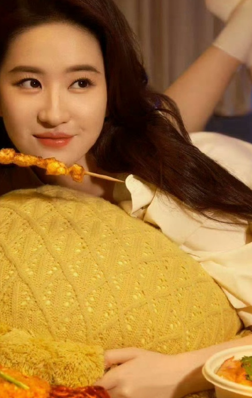 刘亦菲精选壁纸甜美小白袜穿搭