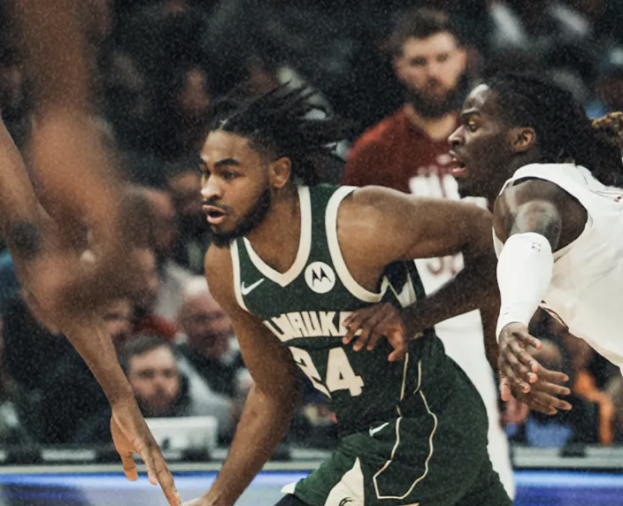 NBA常规赛魔术客场对阵雄鹿的比赛已经结束。全场战罢，魔术以130-91战胜雄鹿