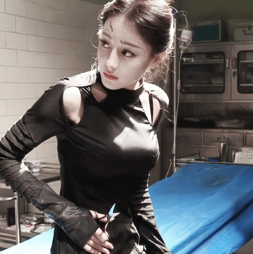 流言蜚语再猖狂，我也坚定地站在你身旁