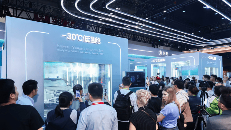 不止于包馆！比亚迪携尖端技术矩阵亮相北京车展