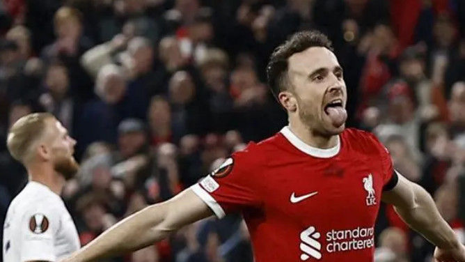 利物浦5-1轻取图卢兹，远藤航梦幻首球