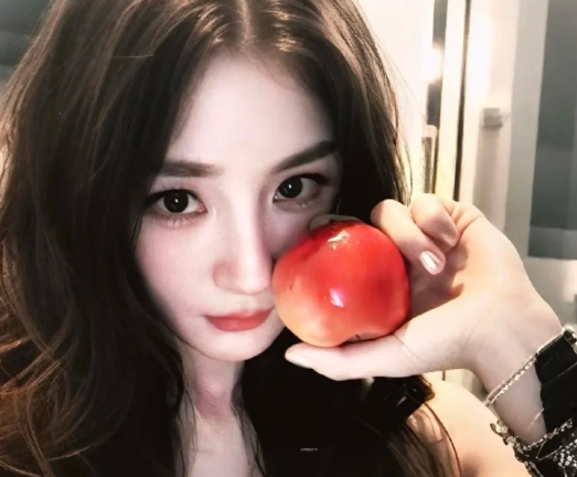 不过是不经意间的一次相遇，我却念念不忘了无数个岁月