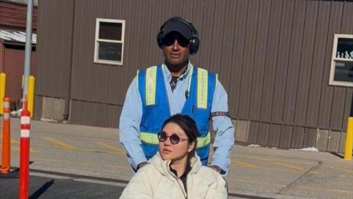 40岁杨天真骨折后的选择：坐着开会，站着说话，走着规划未来