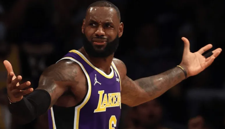 NBA季后赛，湖人（0）107-125（2）不敌雷霆。
赛后雷迪克接受了记者采访