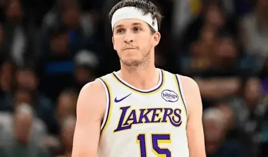 谈谈里弗斯为什么能上肯定比没有好！！

里弗斯能上当然是好事！

可以扛了布朗尼