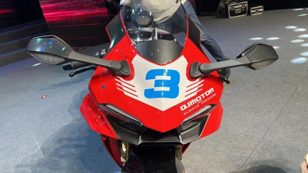 赛800RC发售，另一台从WSBK“杀”回来的纯血猛兽