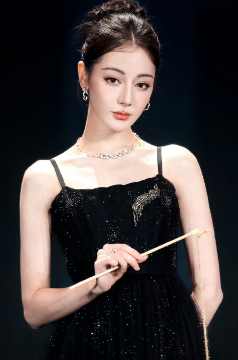 鲜花盛开在四季，而你是我的七日限定