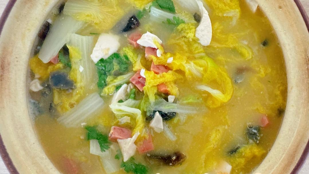 上汤娃娃菜：鲜掉眉毛的浓醇美味