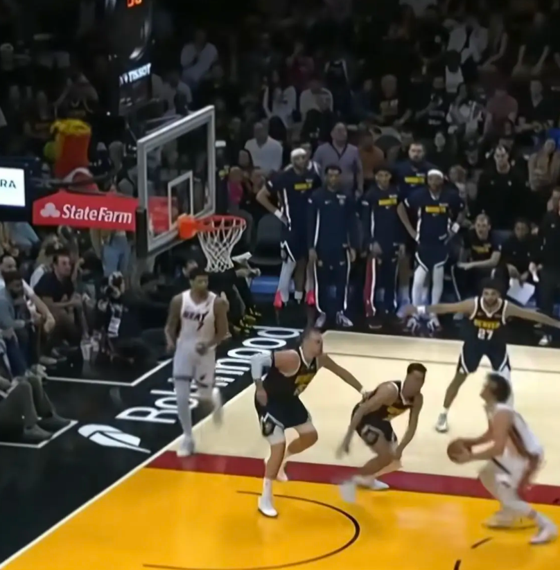 斯宾塞琼斯这赛季该不该来掘金

琼斯的到来加强了防守和锋线尺寸，他的合同也是双向