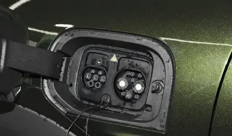 2026年3月26日，零跑A10这台5万级纯电SUV，为什么能塞进激光雷达和50