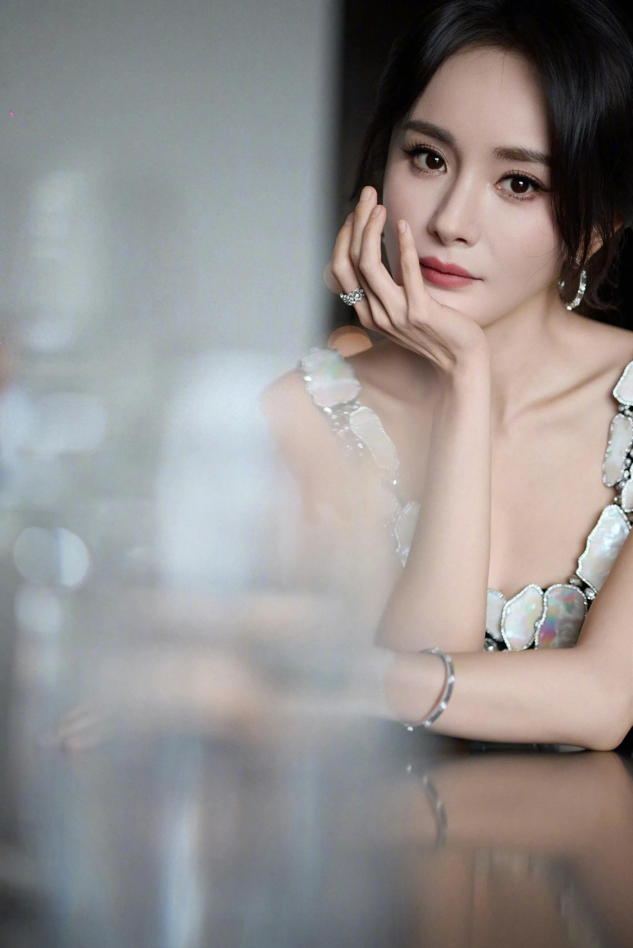 明星美图分享——杨幂