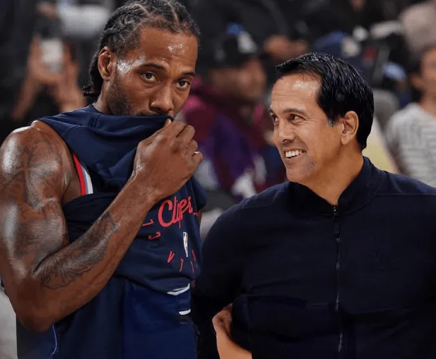 美媒ESPN就今夏伦纳德可能被交易至迈阿密热火队一事发表评论：
“伦纳德将成为热