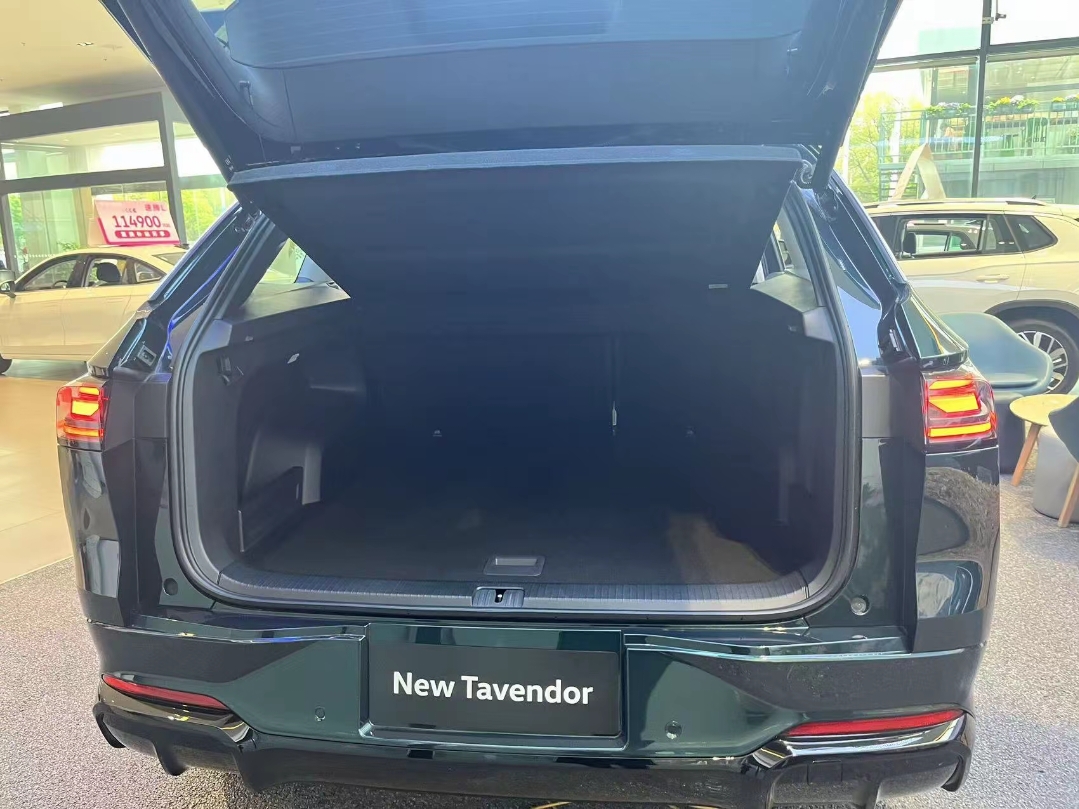 这次到店重点体验了揽巡的IQ.Pilot增强驾驶辅助系统。说实话，现在很多车的辅