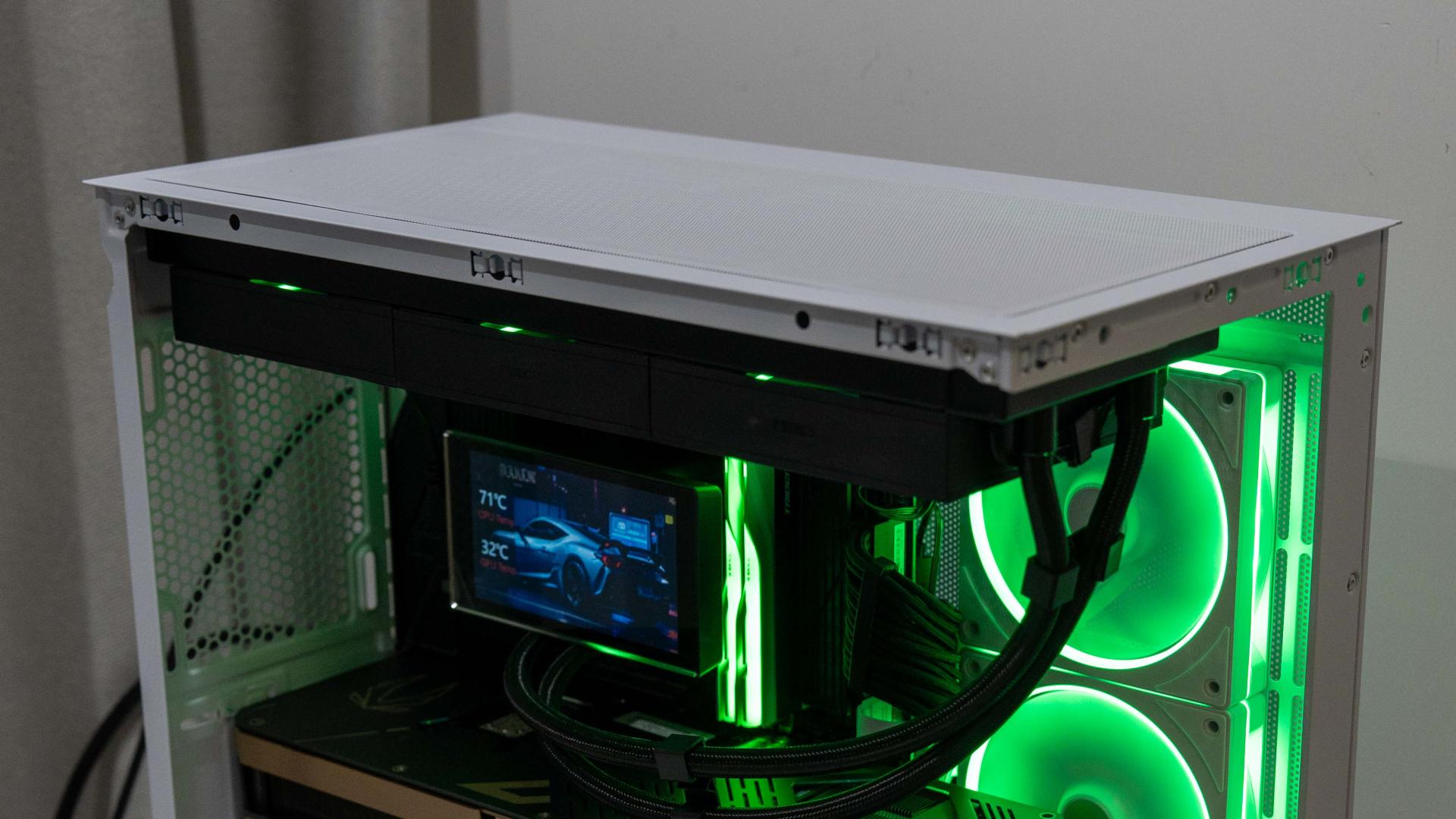 200多的高颜值270°海景房，微星MAG PANO M110L WHITE装机分享