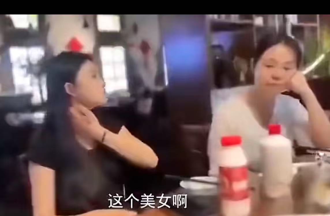 小伙去相亲，吃完饭问相亲女对自己印象怎么样？没想到相亲女当场说：“我看不上你，你