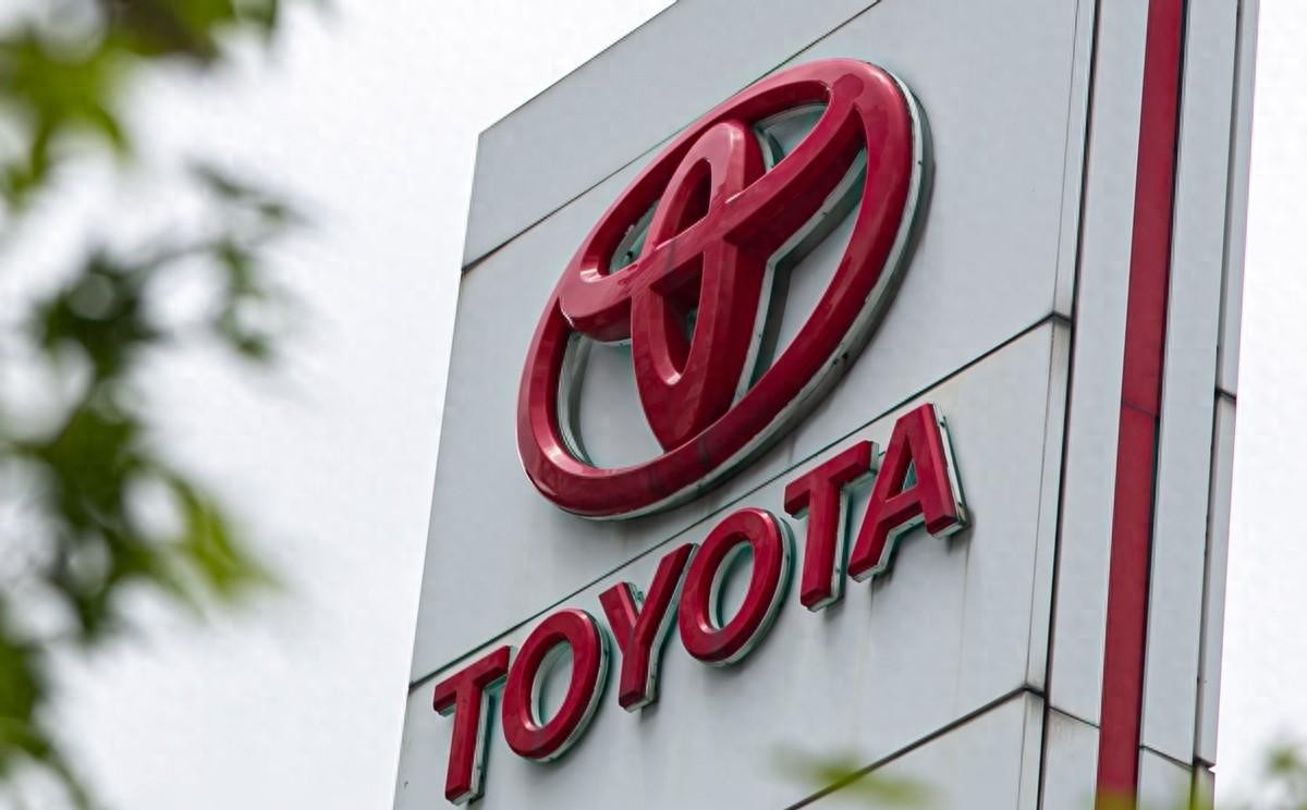 3月24日，一直低调有实力的丰田反手甩出了一张“王炸”，金额瞬间引爆了全球资本界