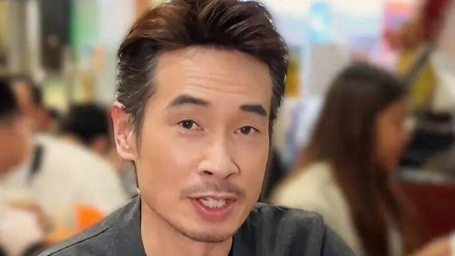 陈豪在兰桂坊被网民偶遇！