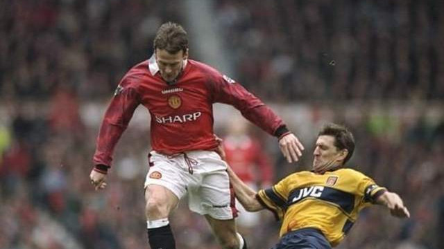 足坛著名酒鬼，喝酒喝到尿床，戒酒后却成为维埃里口中的雄狮