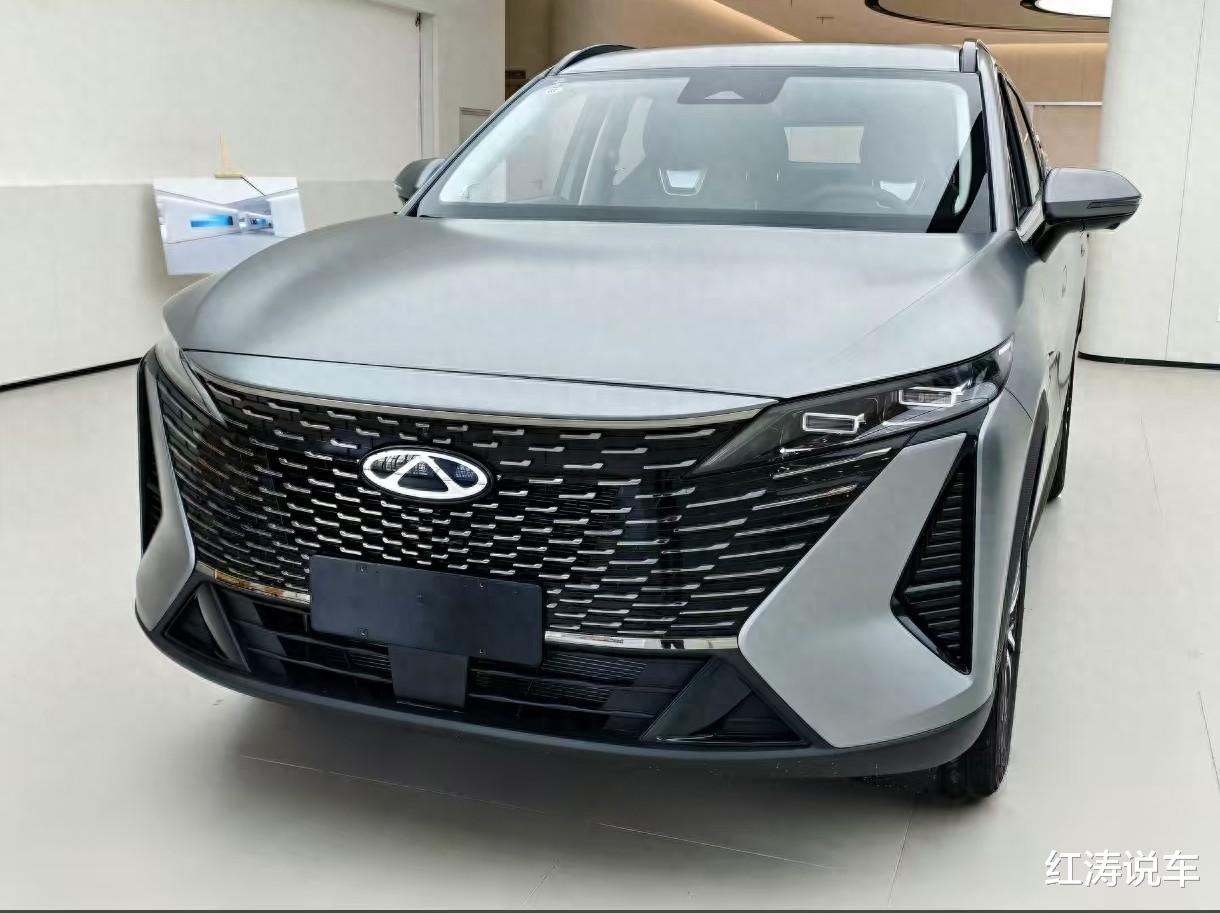 奇瑞瑞虎7L，外观漂亮，内饰科技，适合普通家庭的亲民SUV