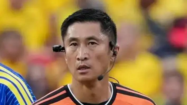 陆俊：首位执法世界杯的中国主裁，因吹黑哨入狱，如今怎么样了？