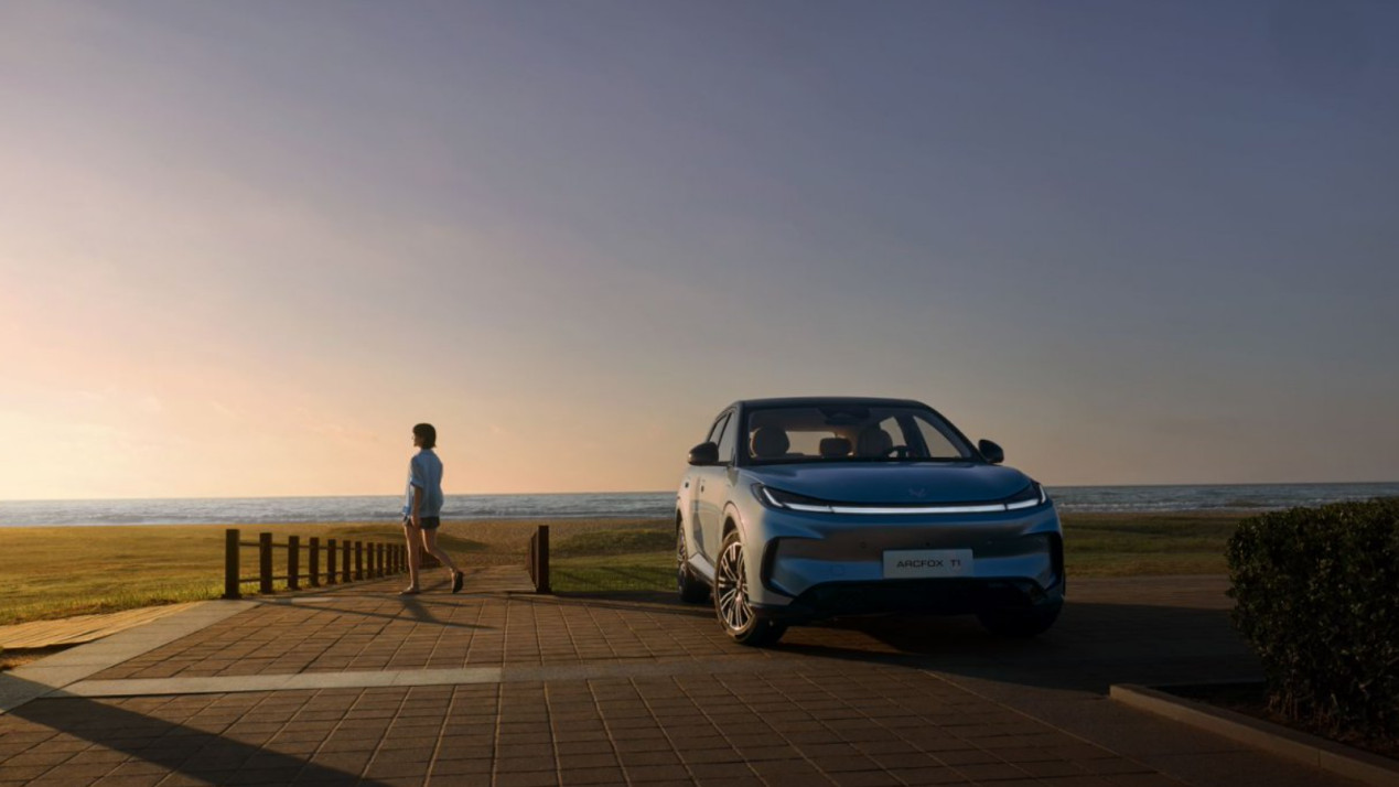 8万级纯电SUV抉择，极狐T1以务实胜堆料