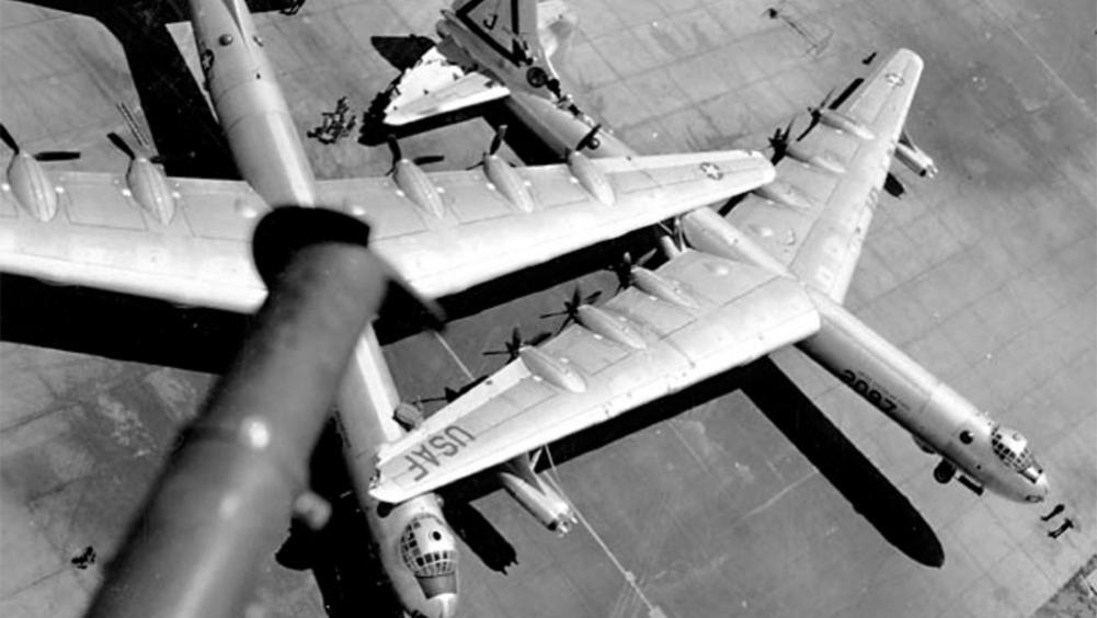 10分钟龙卷风，吹毁美军106架战略轰炸机，价值等于两艘新航母