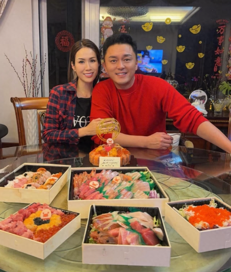 TVB庄思明为男友杨明庆祝45岁生日
小两口真甜蜜