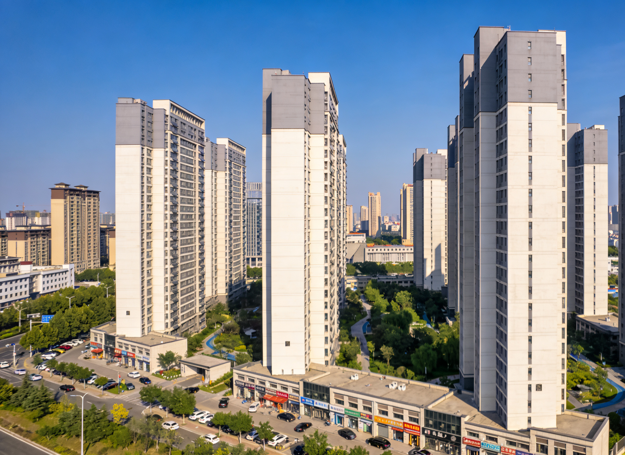 说个大家都比较关心的话题。
2026年，在济南买房怎么才能省钱？我在济南卖房子快