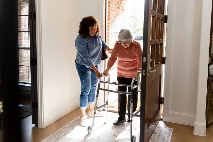 谁说美国人不照顾父母？十分之一的正在照顾