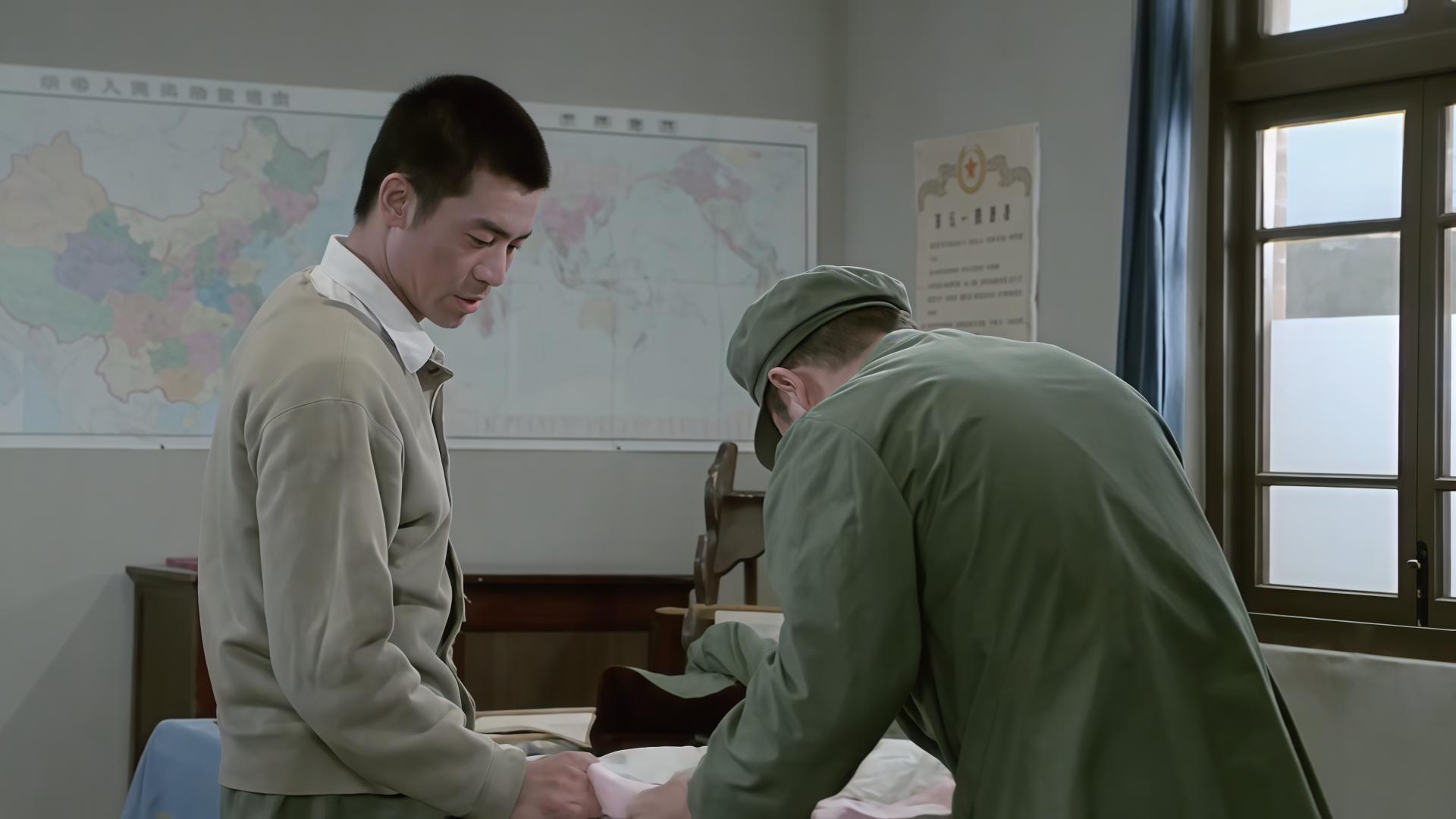 《高山下的花环》梁三喜能拿到多少工资？毕竟他可是部队的连长