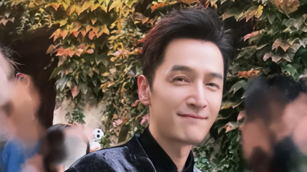 乌镇戏剧节：胡歌帅出新高度，马龙不输明星，梅婷满分气质，黄多多打扮成熟温婉