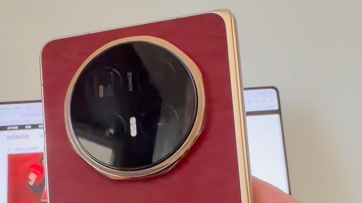 盘点了一下节后新机，不是大折叠就是旗舰Ultra，全是硬菜！