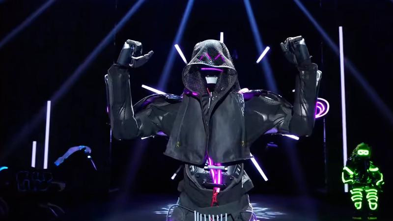 科技新贵们，年会不能停