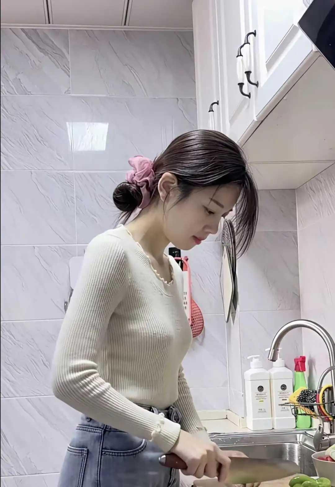 这要攒几世的福气才能娶到这样的媳妇！