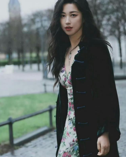 要说东方美人朱珠必须榜上有名