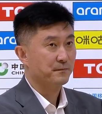广东男篮主教练杜锋：辽宁能赢广厦几十分不是一般的球队。广东男篮主教练杜锋谈本赛季