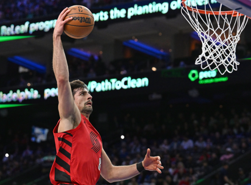 阿夫迪亚还是更适合当板凳匪徒

像以前的克劳福德在快船/吉诺比利在马刺一样，当最