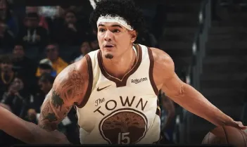 以前被大家贬低的两个所谓挂件球员波姐桑托斯已经连续多场二十加了

说明只有有足够